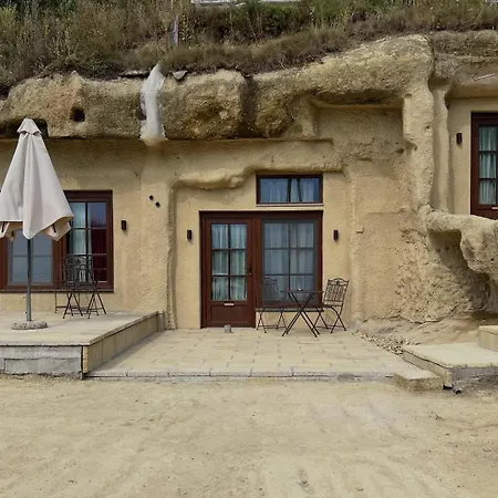 Sirocave Barlang Szobak 3* Sirok