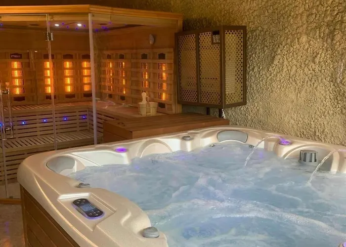 Sirocave Barlang Szobak Pensiune