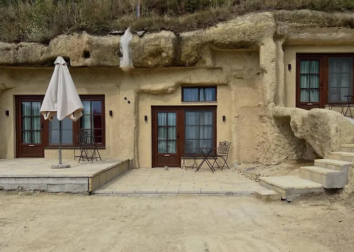 Sirocave Barlang Szobak 3* Sirok